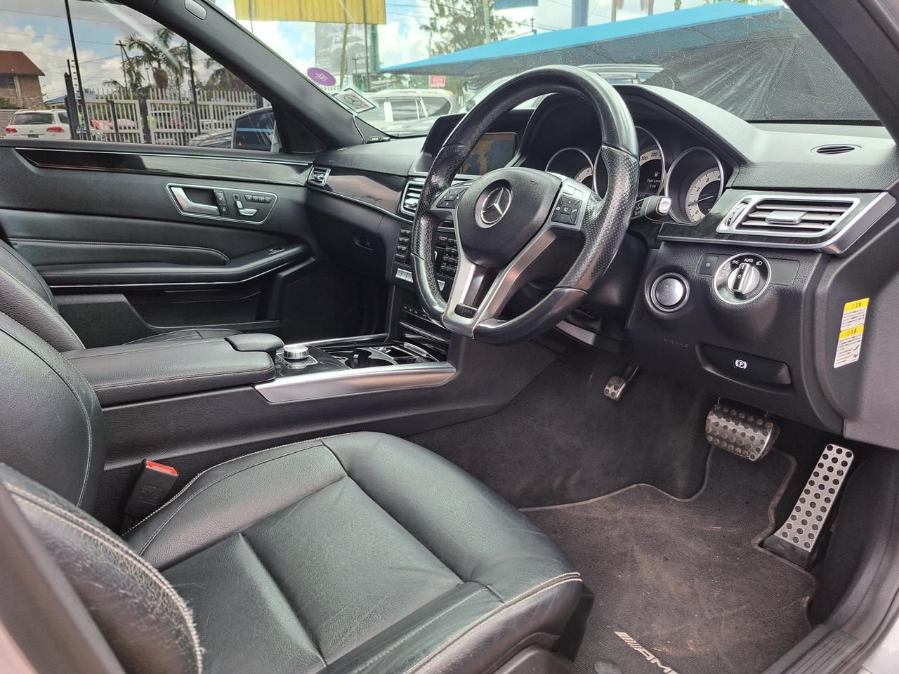 Mercedes Benz E250