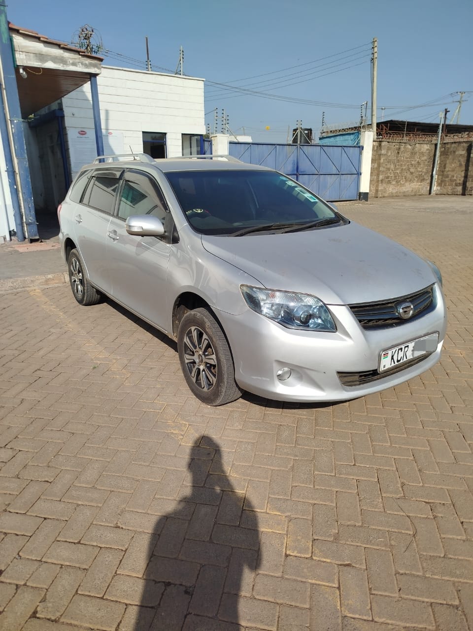 2011 TOYOTA FIELDER