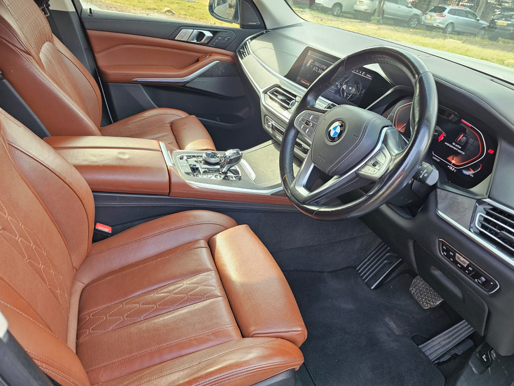 2019 BMW X7