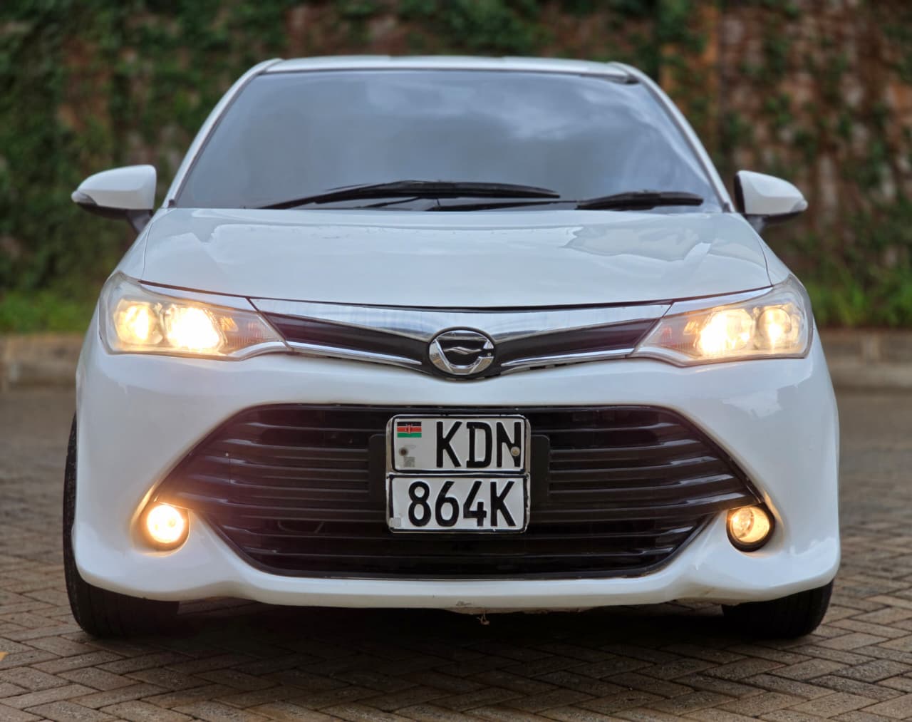 2016 TOYOTA AXIO
