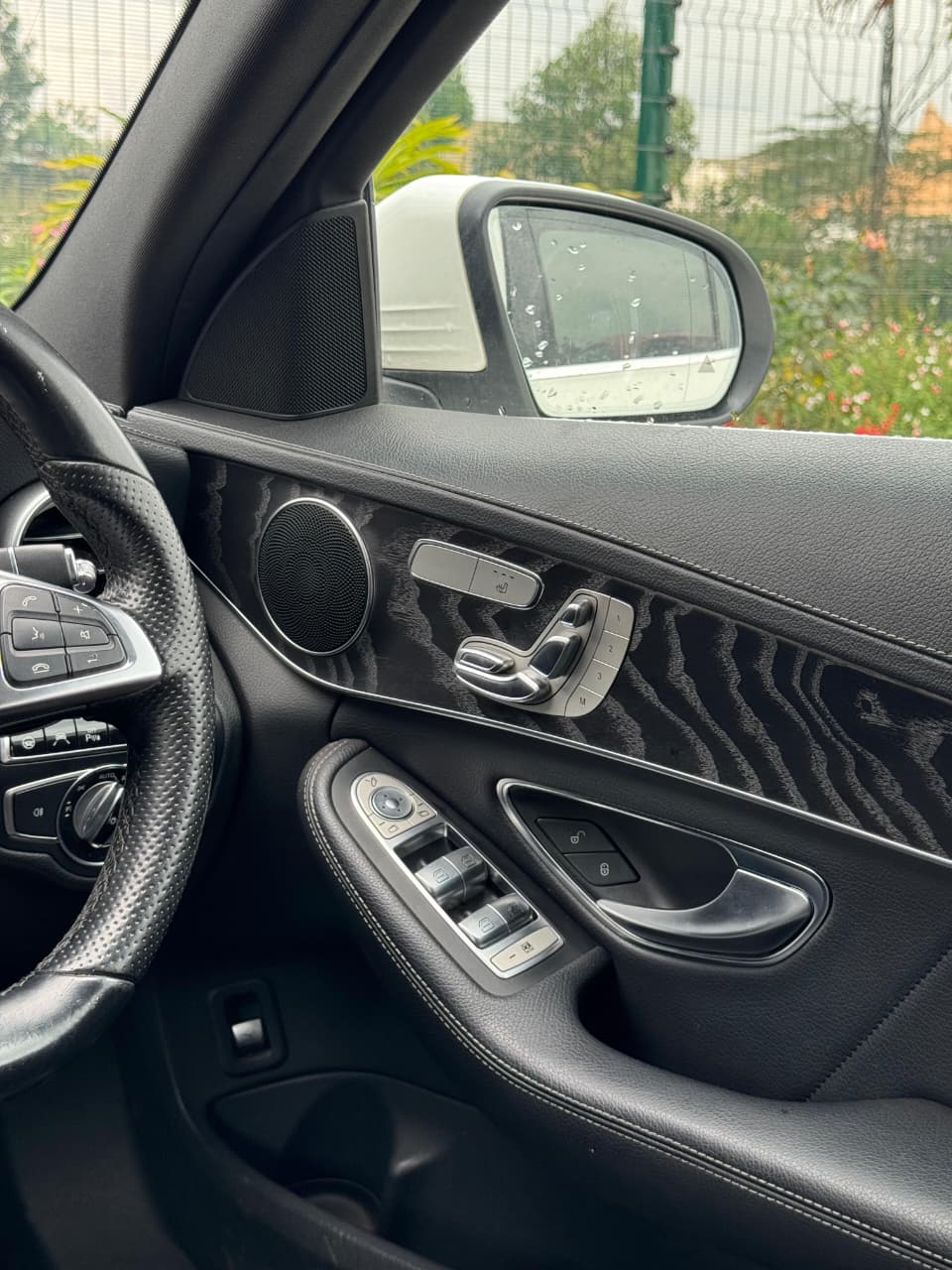 2016  Mercedes-Benz C200