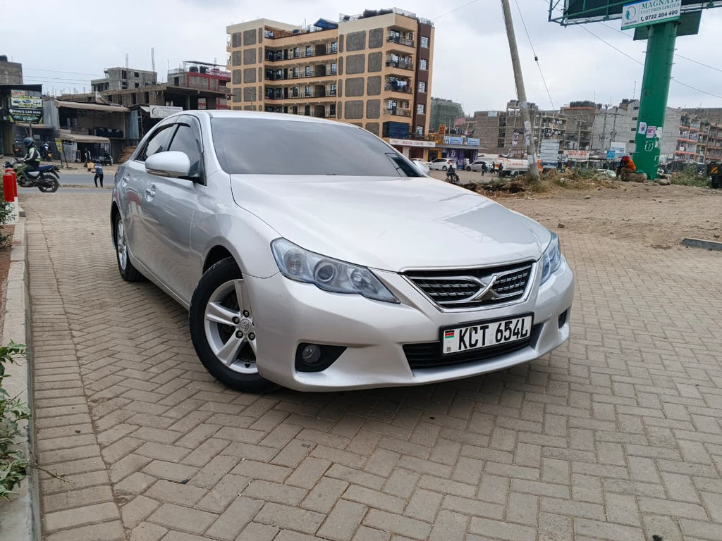 2011 Toyota mark X