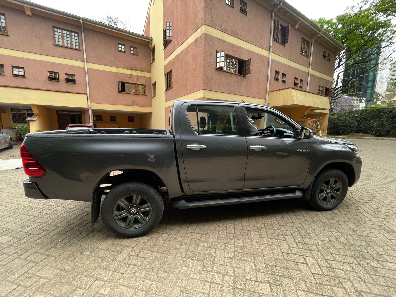Hilux 2.4L GD6