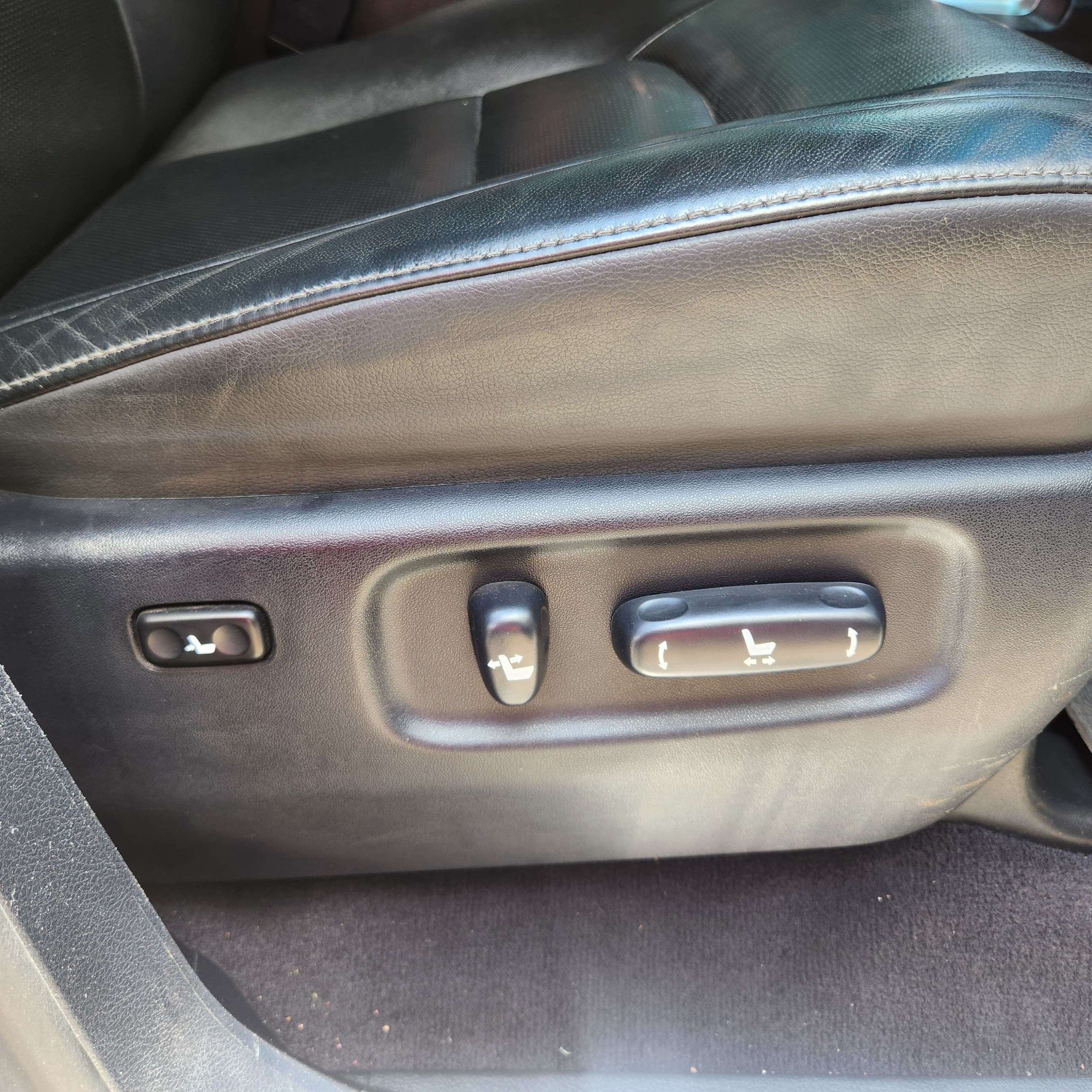 2017 Landcruiser V8 VXR