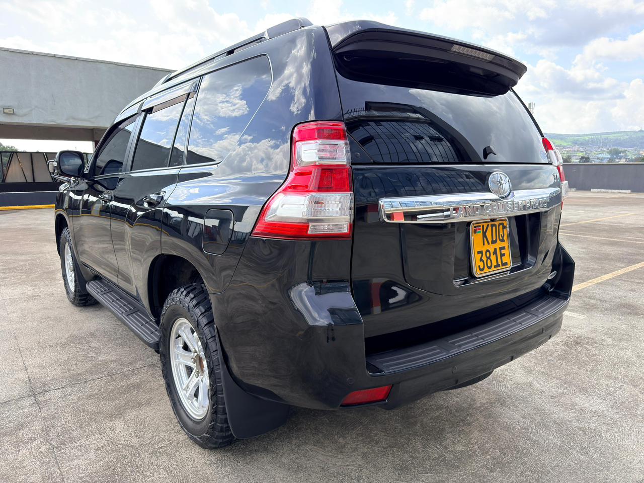 2017 TOYOTA PRADO TRJ150