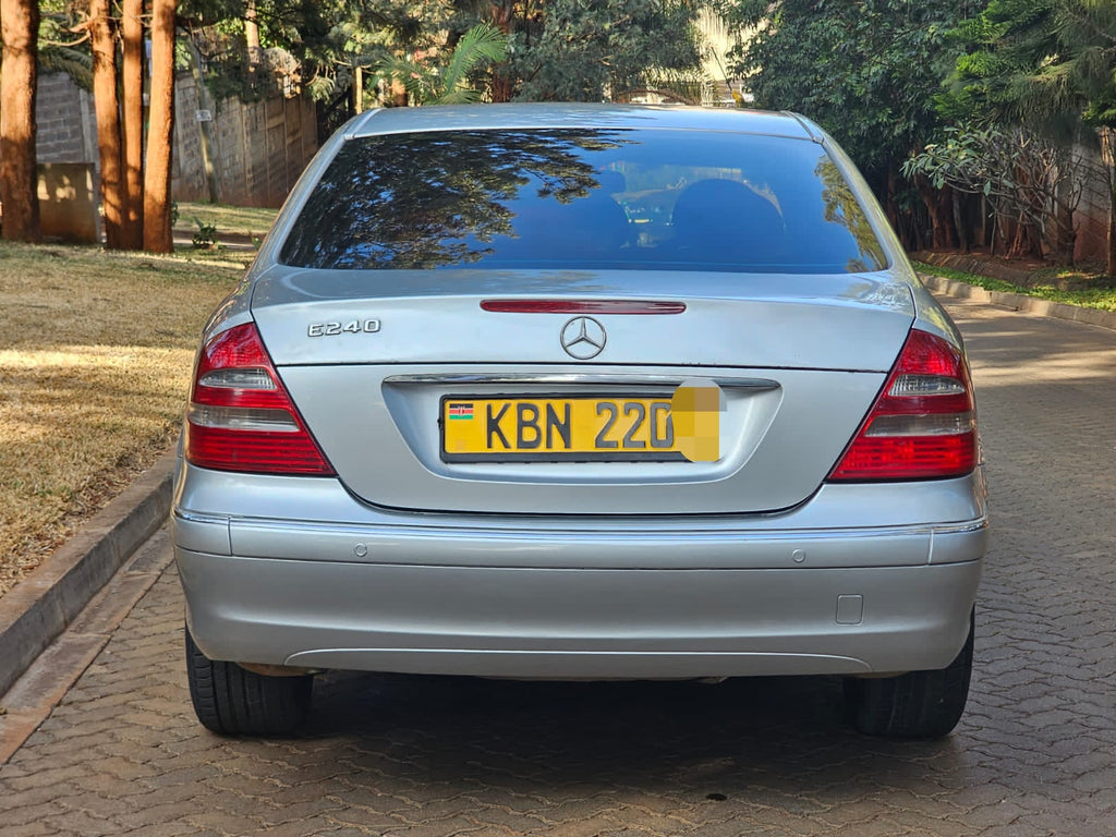 2006 MERCEDES-BENZ E240