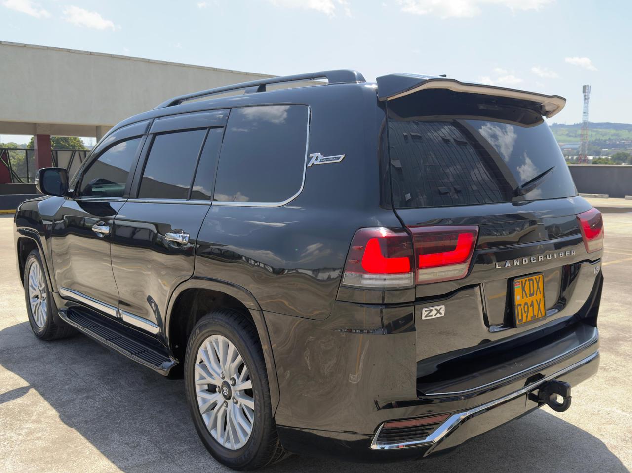2017 TOYOTA LAND CRUISER URJ202 LC200 SERIES ZX V8