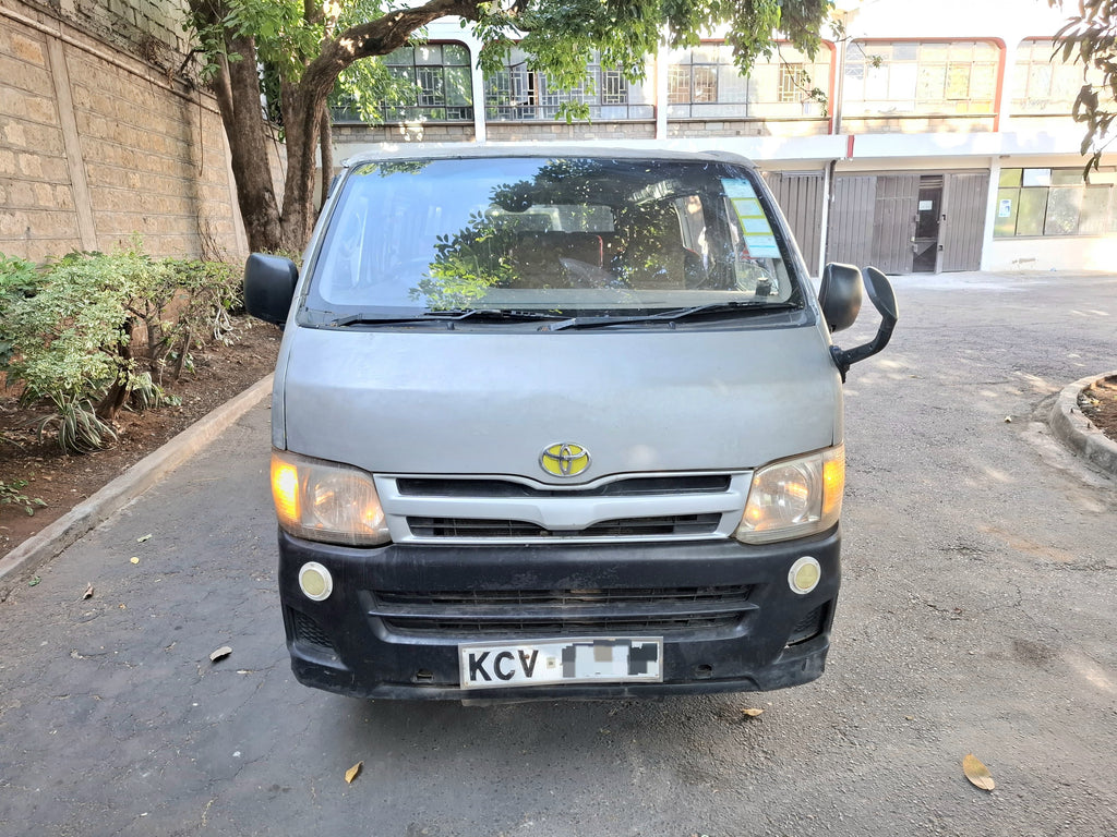 2012 TOYOTA HIACE 7L