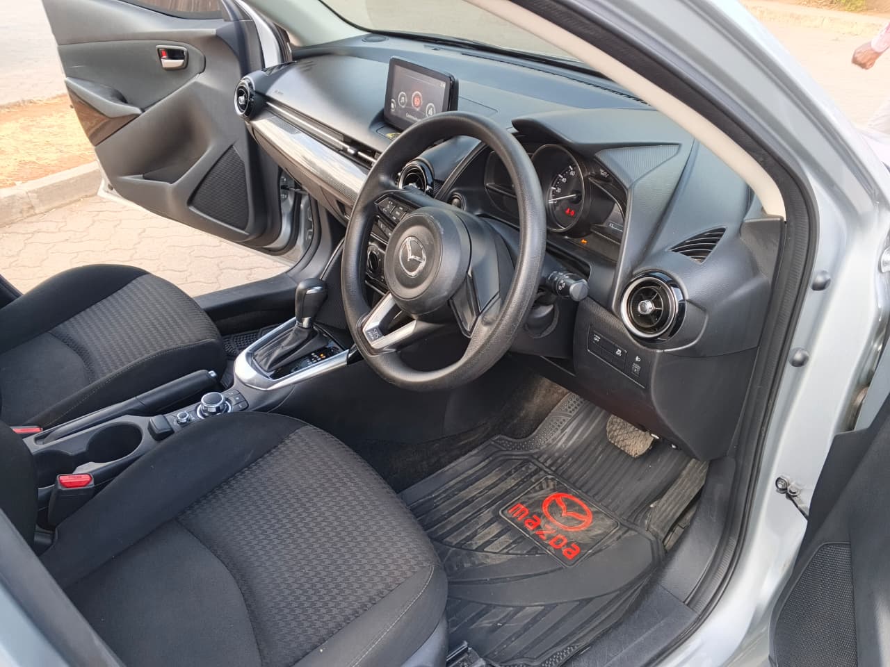 2019 Mazda demio