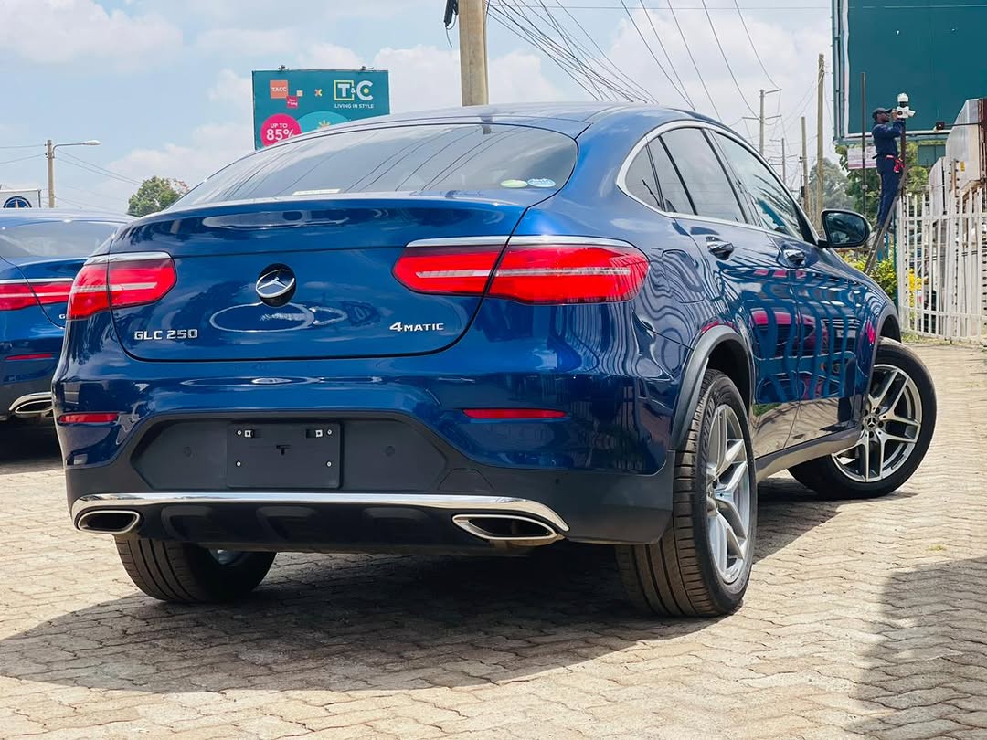 2018 MERCEDES BENZ GLC250 AMG