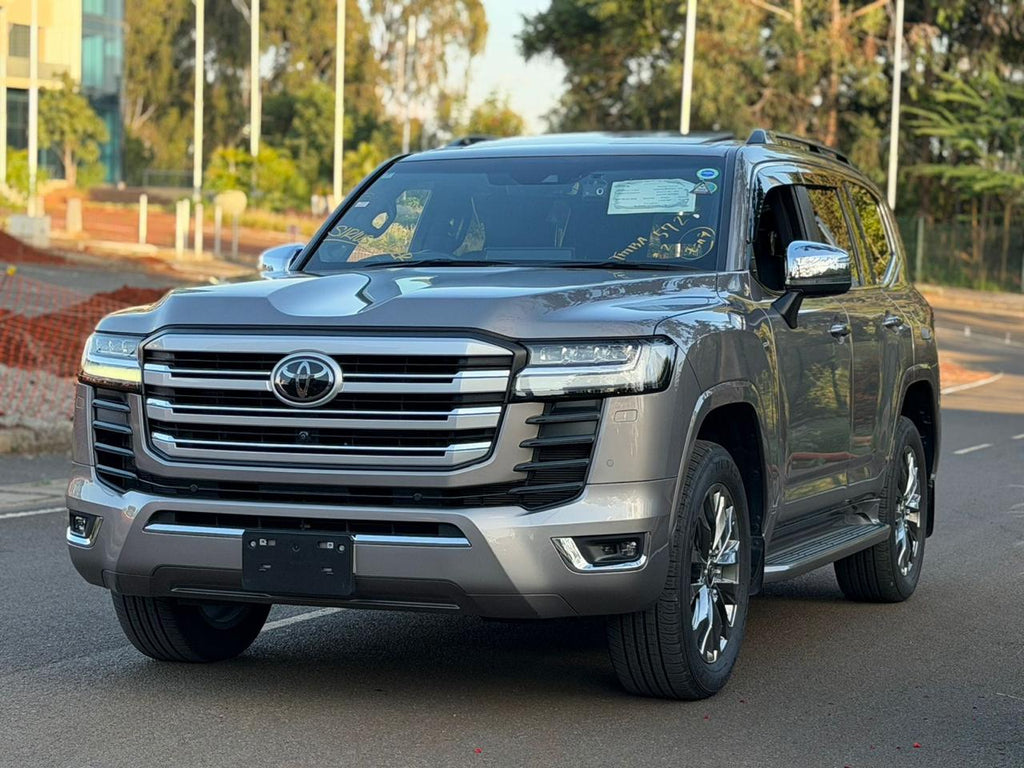 𝟐𝟎𝟐2 𝗧𝗢𝗬𝗢𝗧𝗔 𝗟𝗔𝗡𝗗 𝗖𝗥𝗨𝗜𝗦𝗘𝗥 𝟯𝟬𝟬 𝗦𝗘𝗥𝗜𝗘𝗦-𝗭𝗫 BRONZ