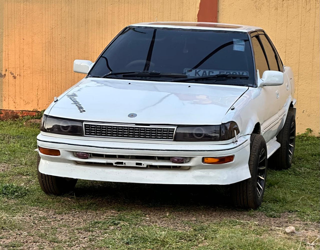 001 TOYOTA COROLLA
