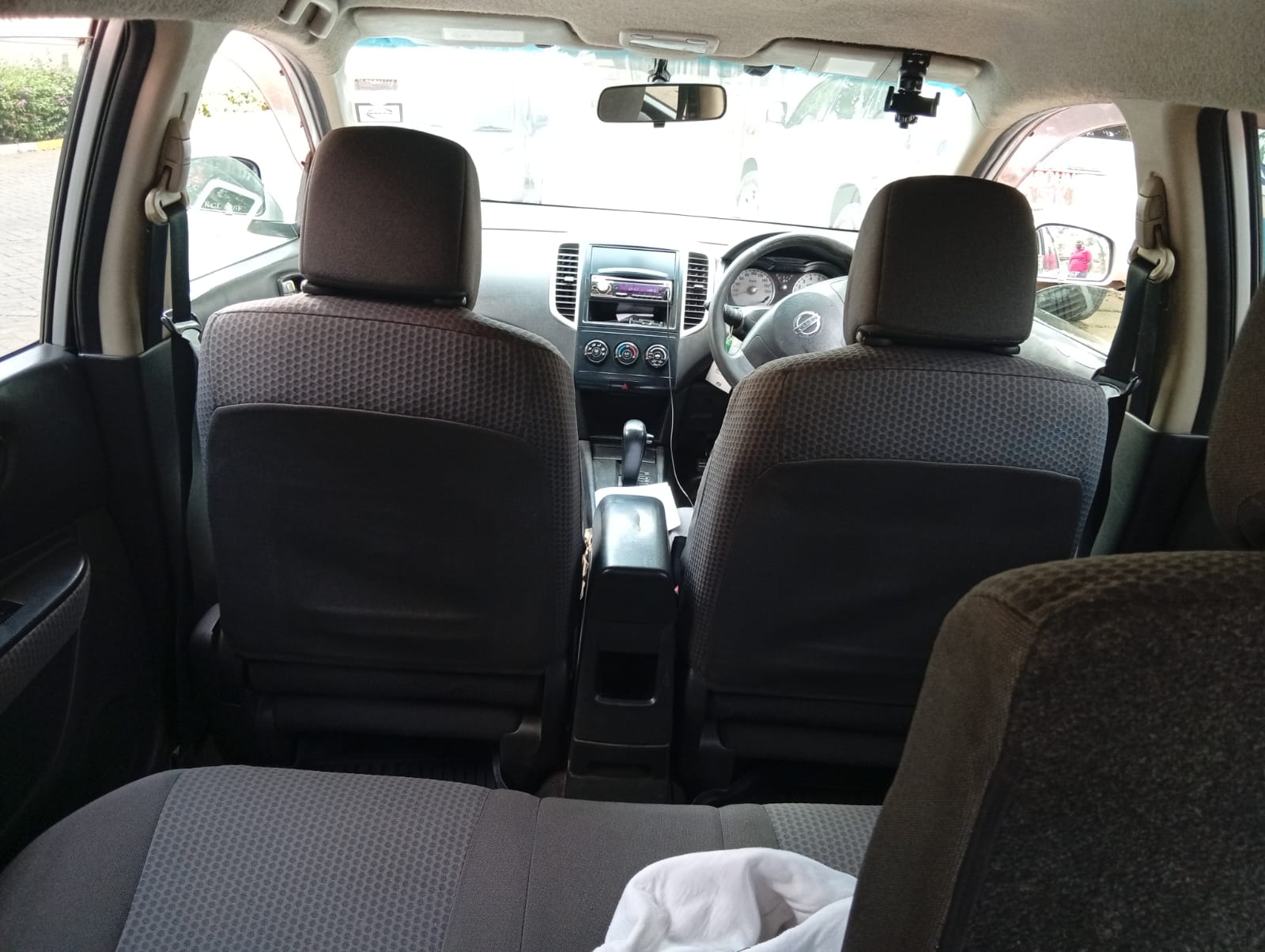 2010 Nissan wingroad