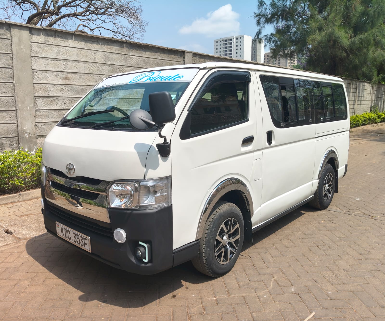 2014 Toyota Hiace