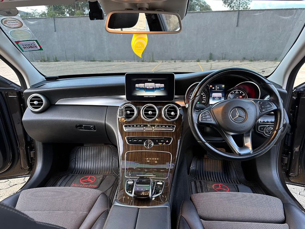 2016 MERCEDES BENZ C200