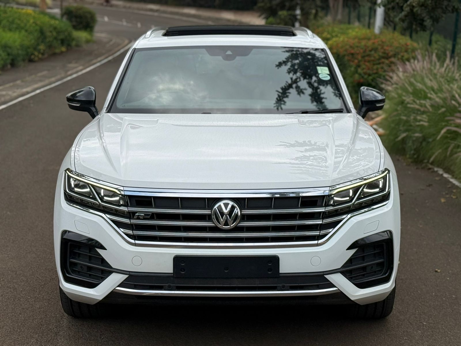 2019 VW TOUAREG R-LINE V6 TDI