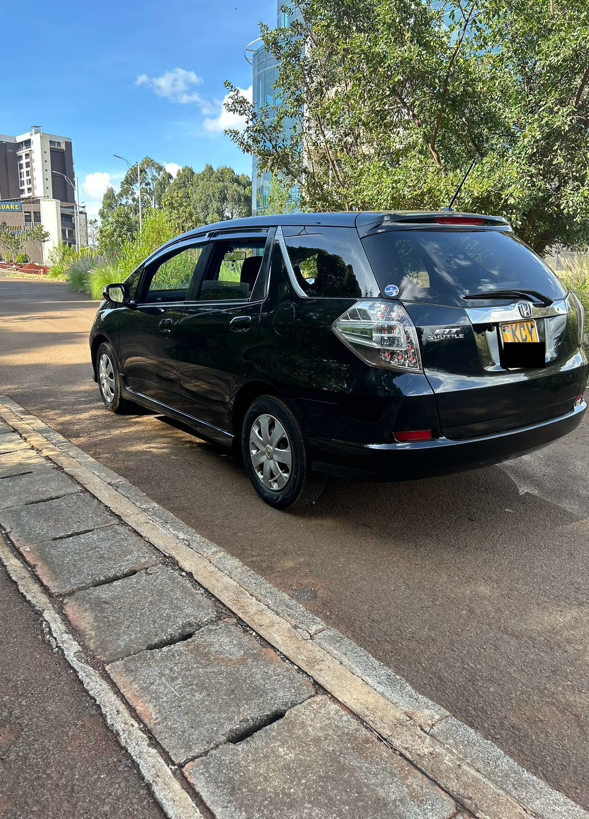 2013 Honda Fit Shuttle NON HYBRID