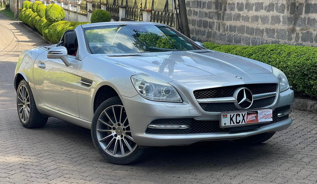 2011 Mercedes Benz SLK 200