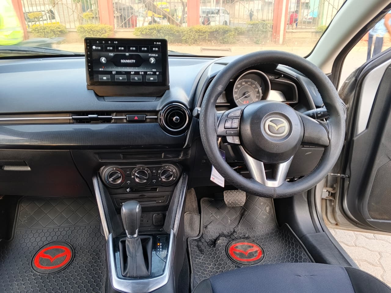 2016 Mazda Demio