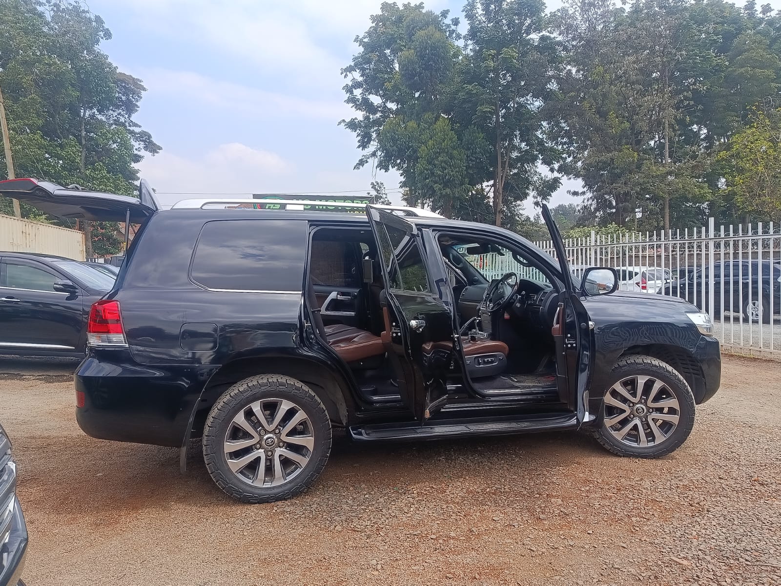 Toyota Landcruicer V8