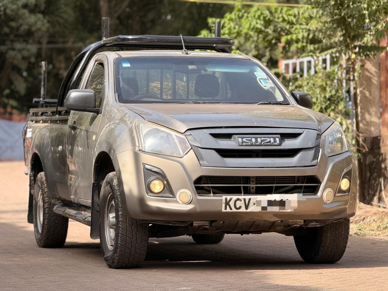 2019 ISUZU DMAX