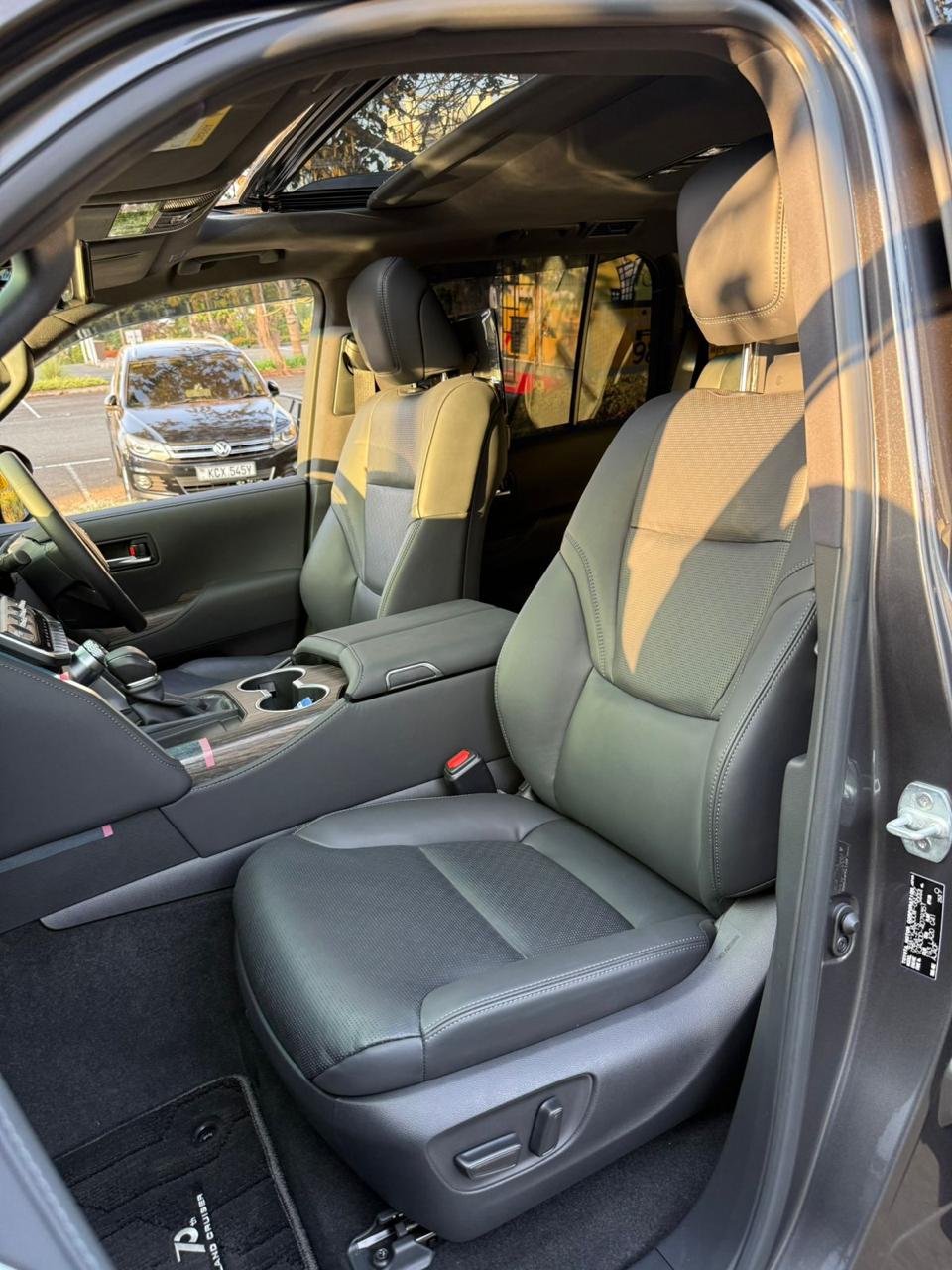 2023 Toyota Land Cruiser 300 series-ZX