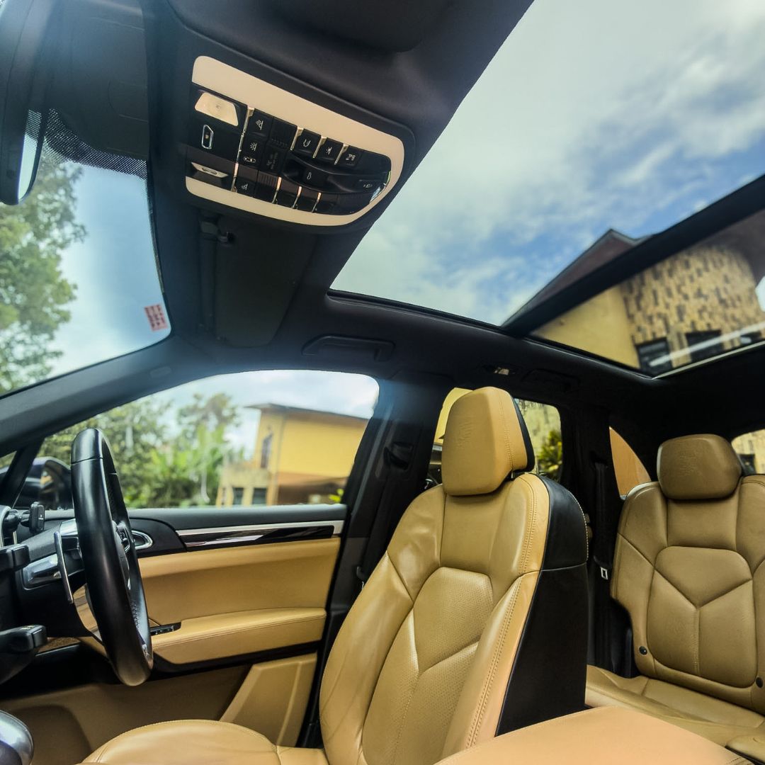 2018 Porsche Cayenne Platinum Edition