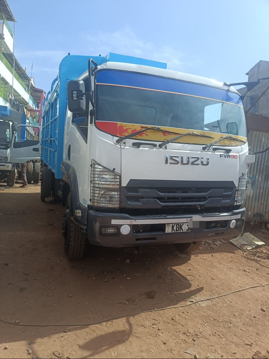 Isuzu FVR90