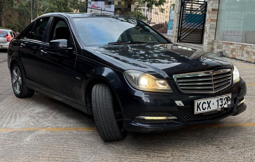 2011 MERCEDES BENZ C200 CGI