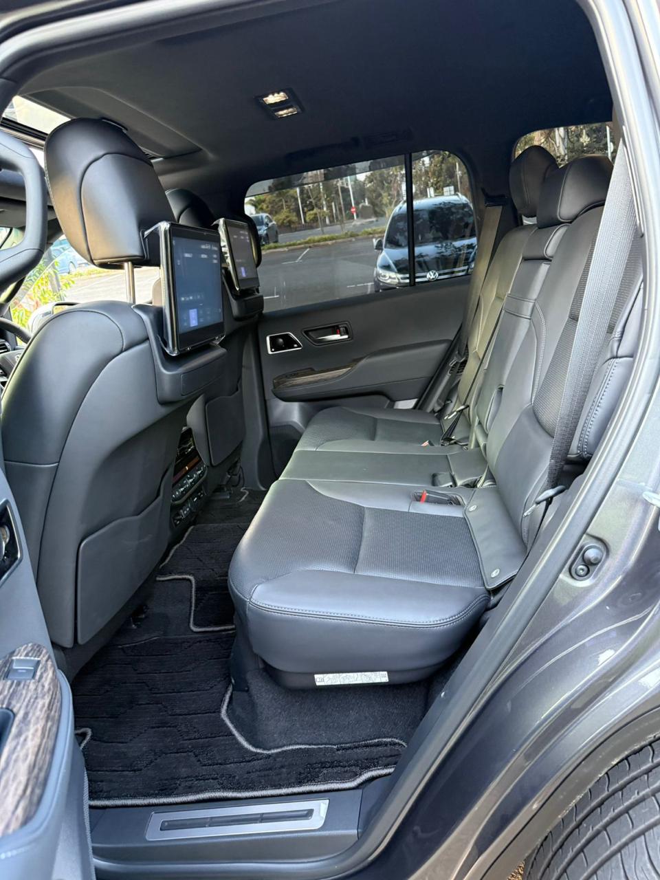 2023 Toyota Land Cruiser 300 series-ZX