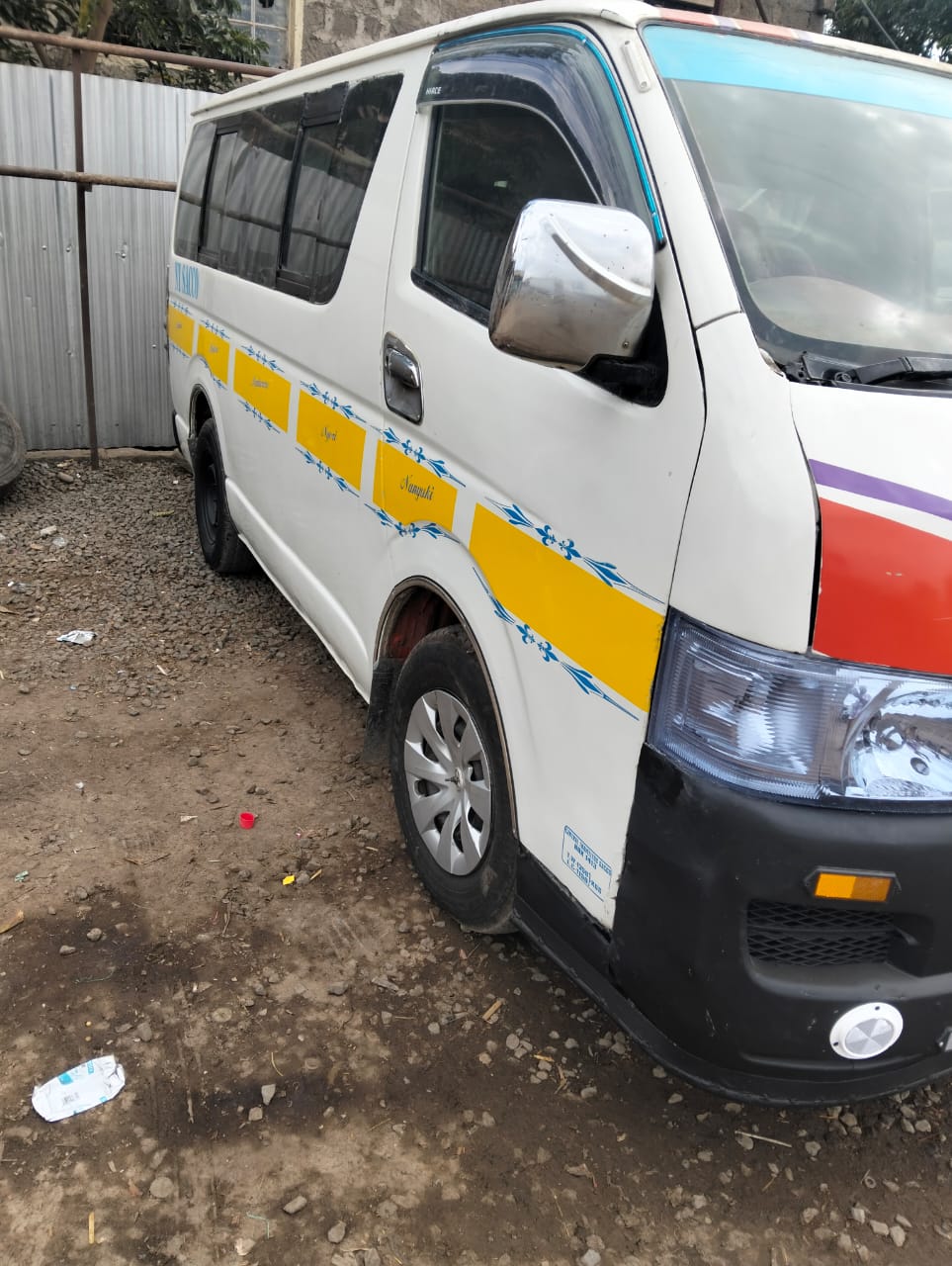 Toyota Hiace 7L