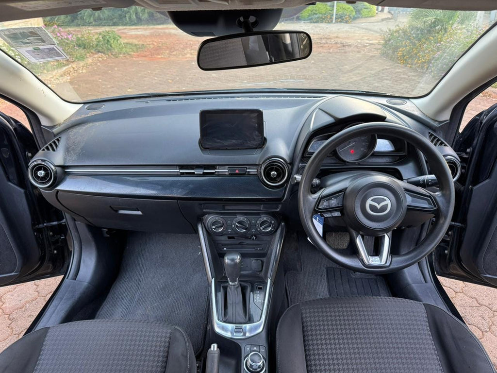 2017 MAZDA DEMIO