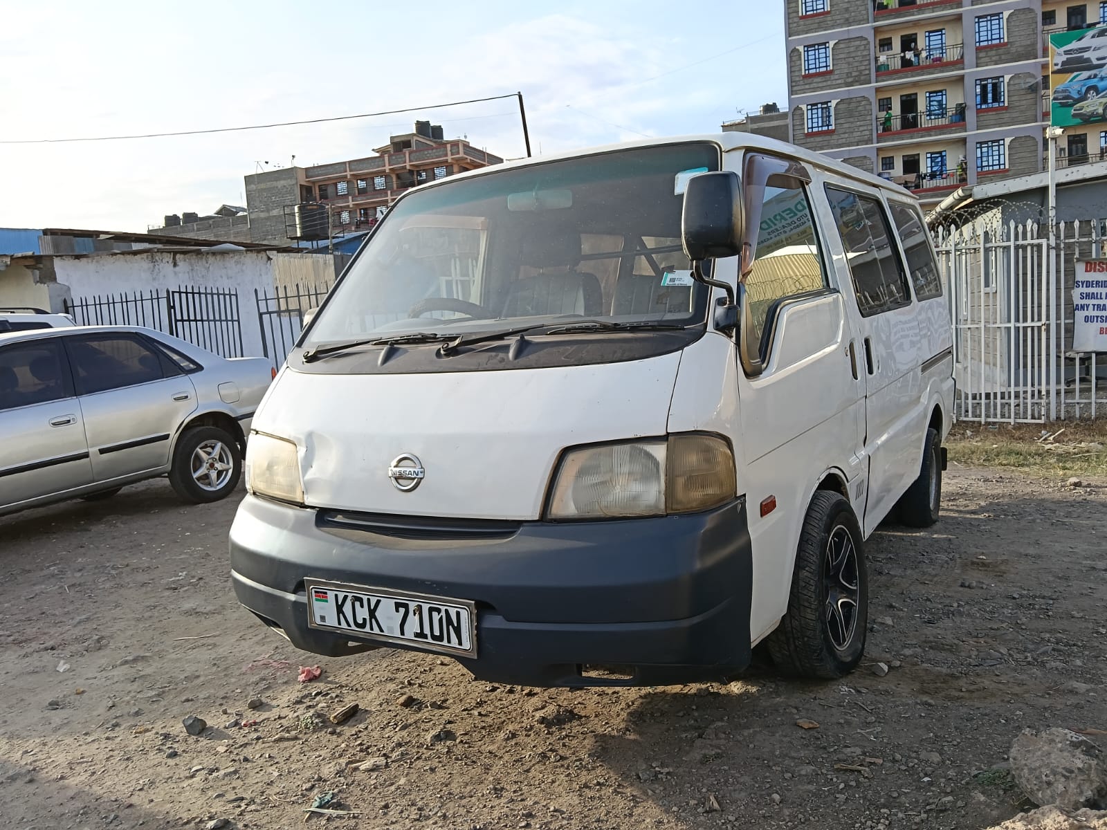 Nissan Vannet