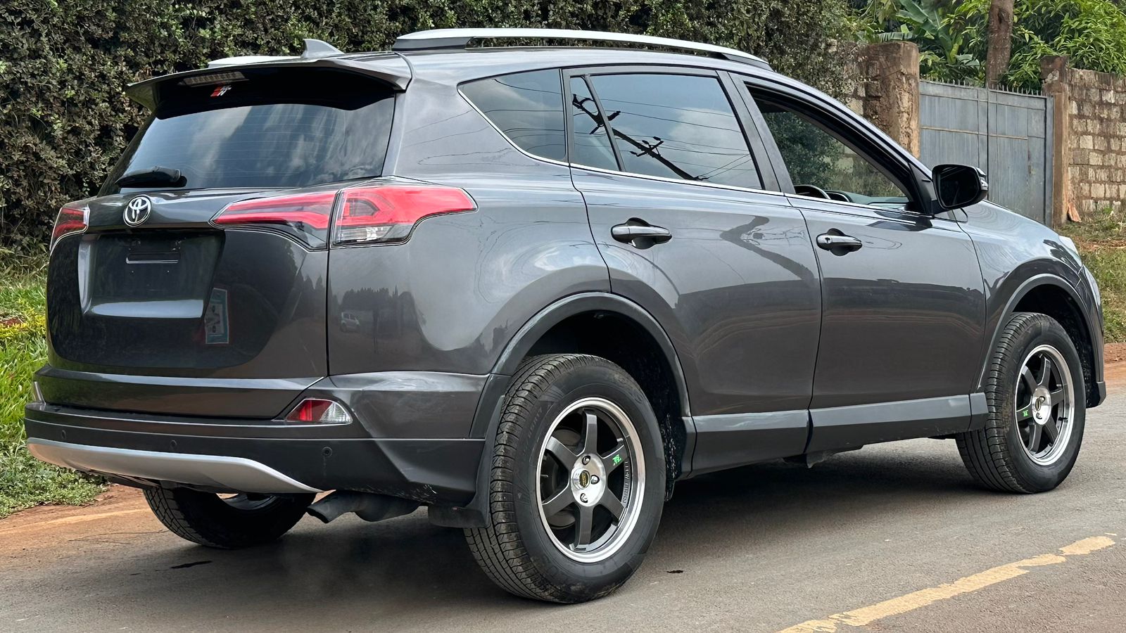 TOYOTA RAV4
