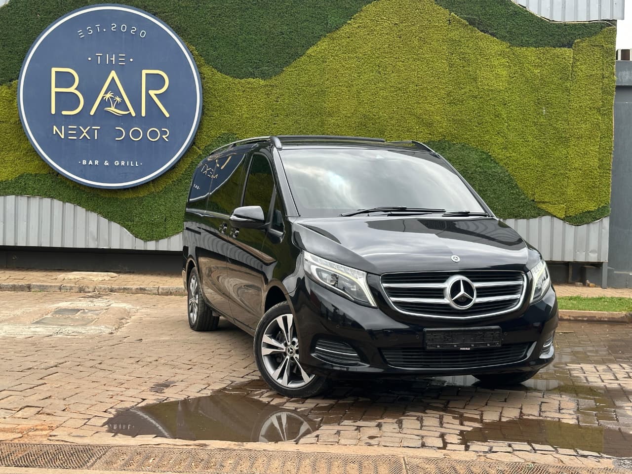 2018 MERCEDES BENZ VIANO V260