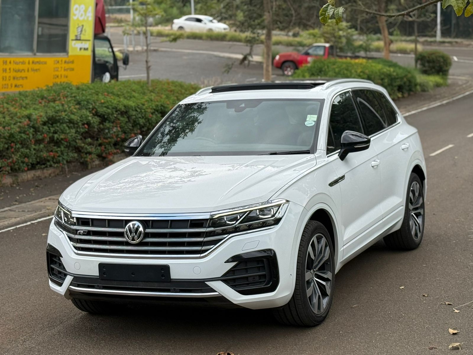 2019 VW TOUAREG R-LINE V6 TDI