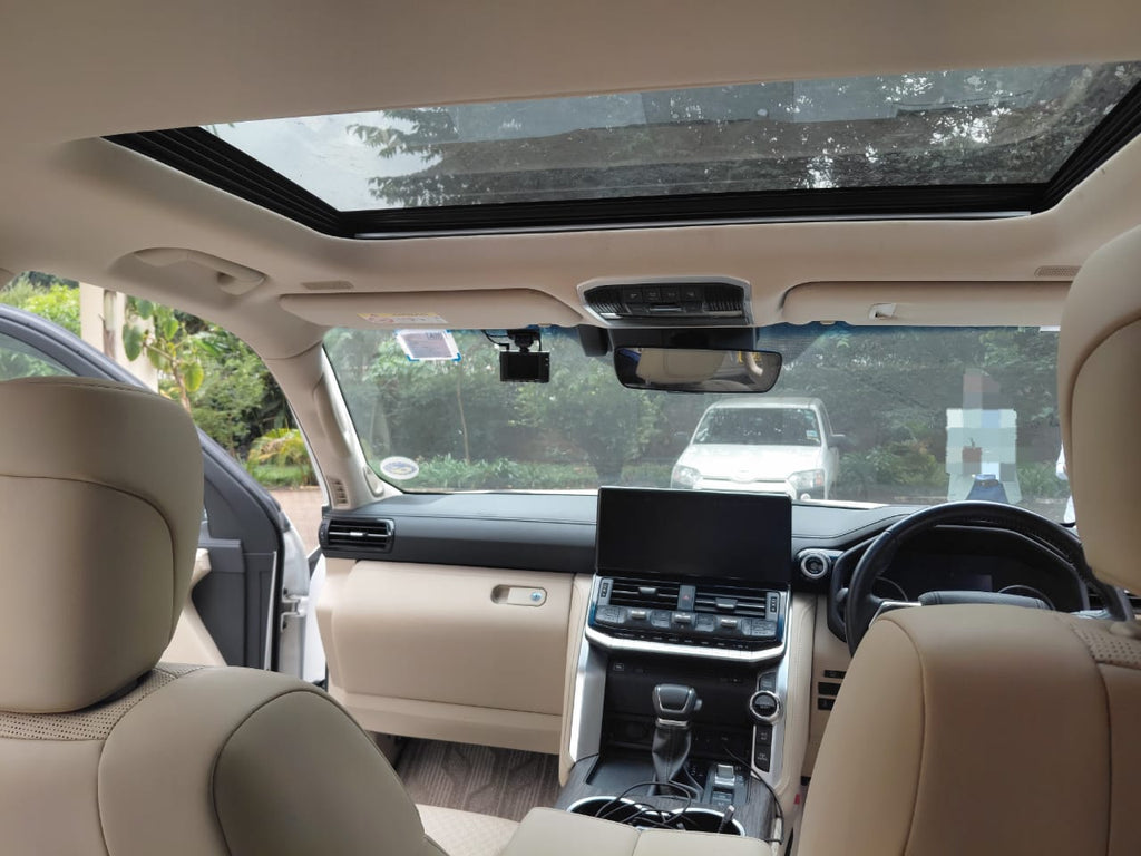2023 model landcruiser 300.series zx.