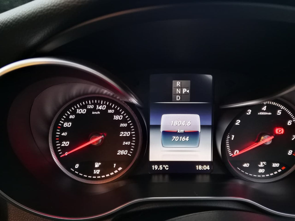 2016 MERCEDES BENZ C200