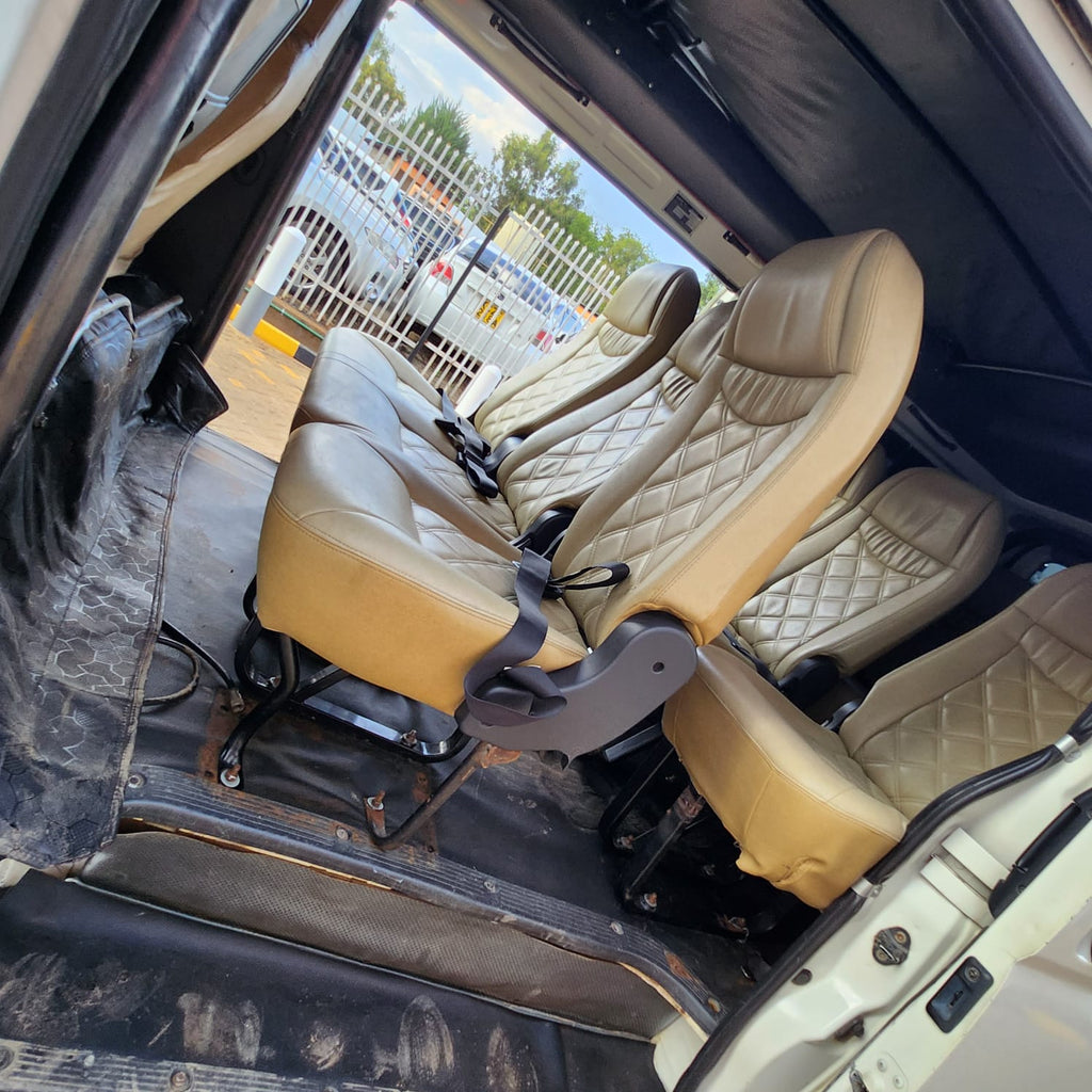 2012 TOYOTA HIACE TOUR VAN 4WD