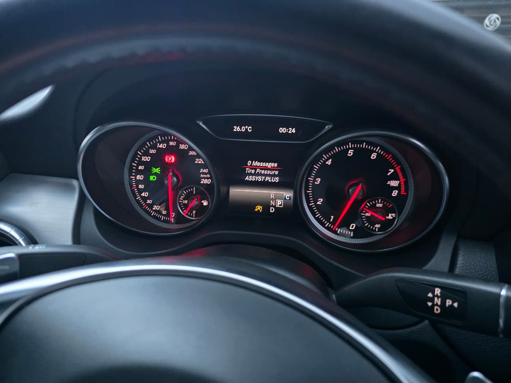 2017 MERCEDES-BENZ CLA 180