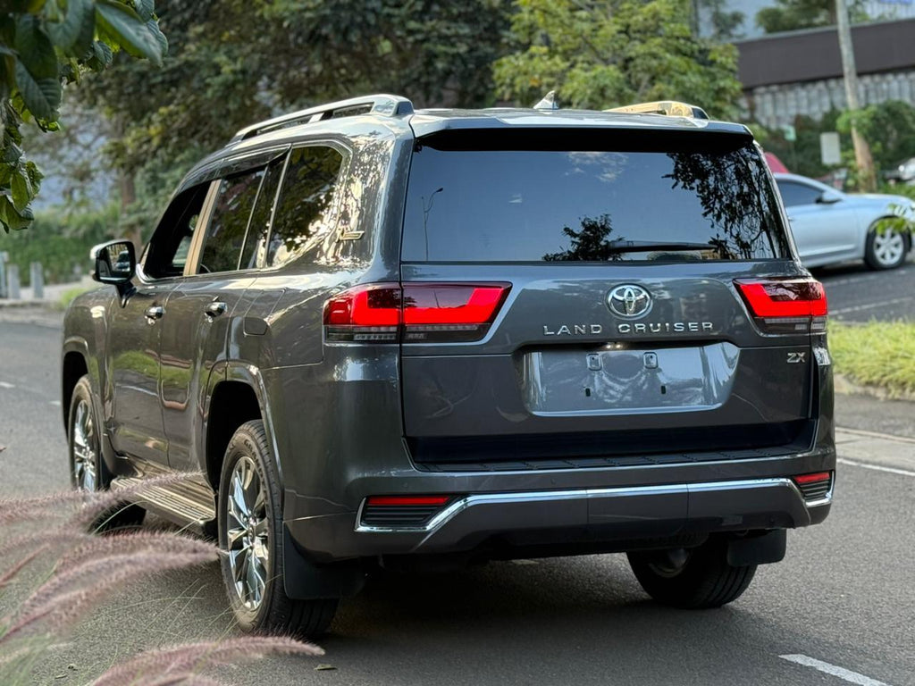 2023 Toyota Land Cruiser 300 series-ZX