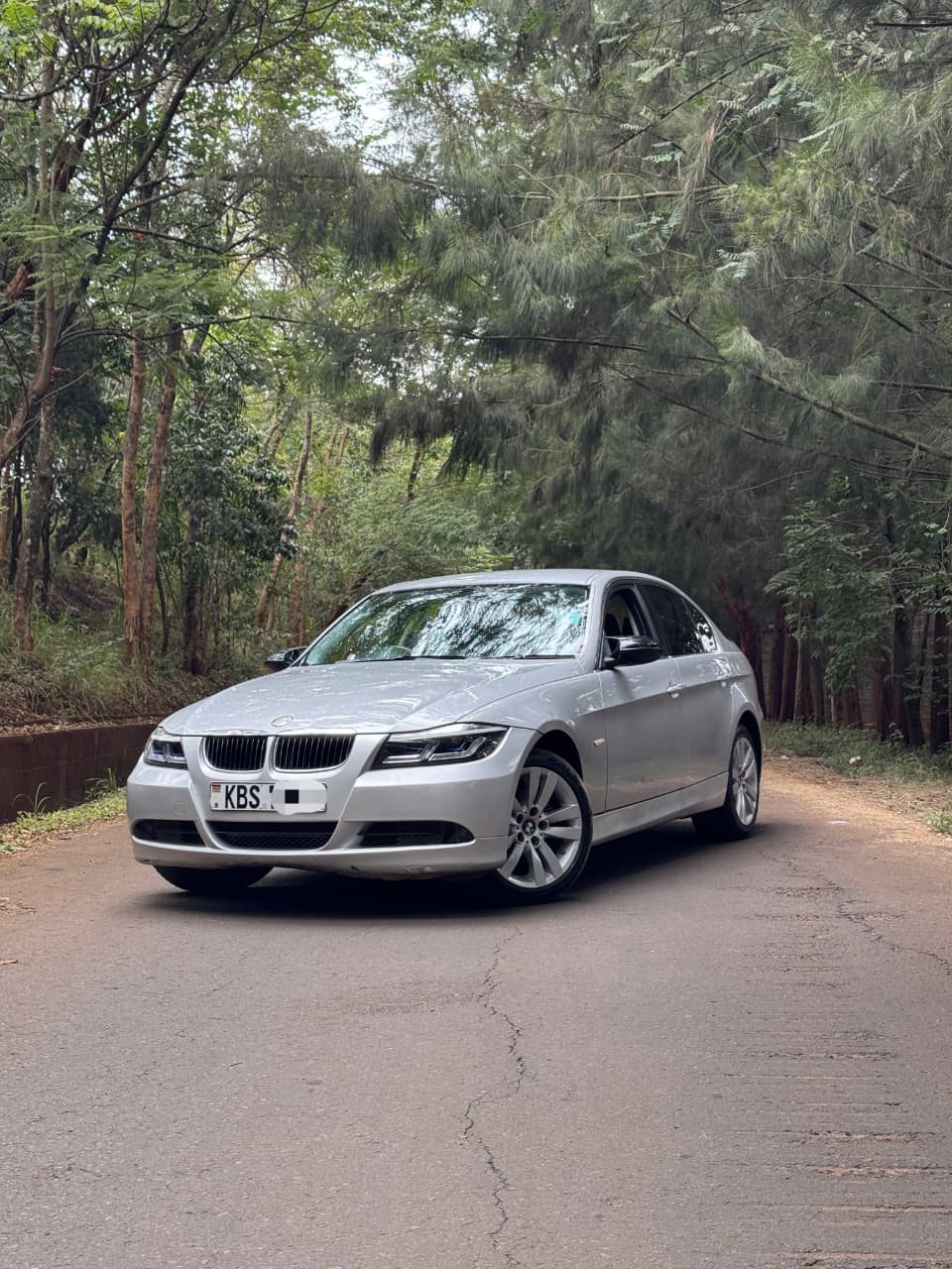2005 BMW 325i