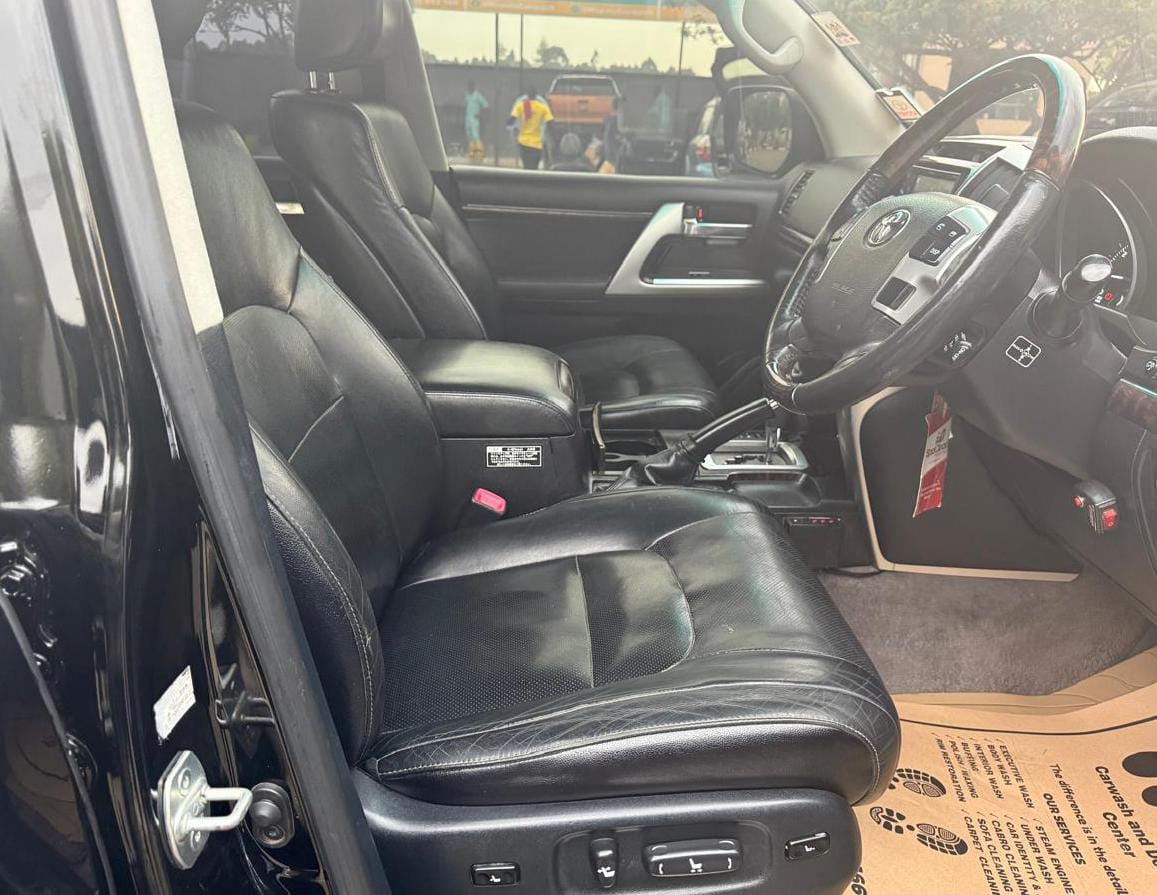 Landcruiser V8 zx