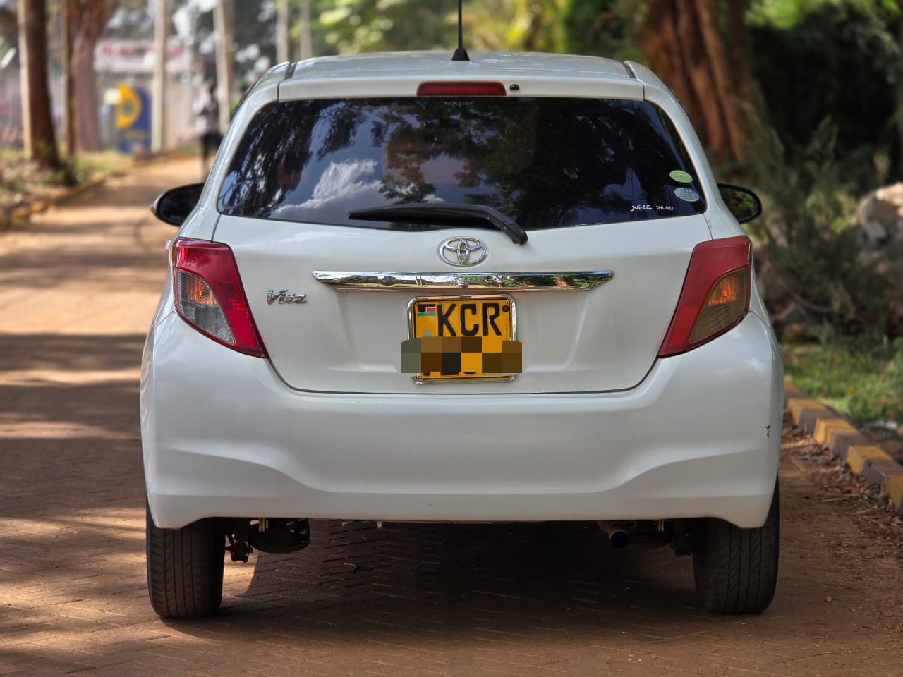 2012 TOYOTA VITZ
