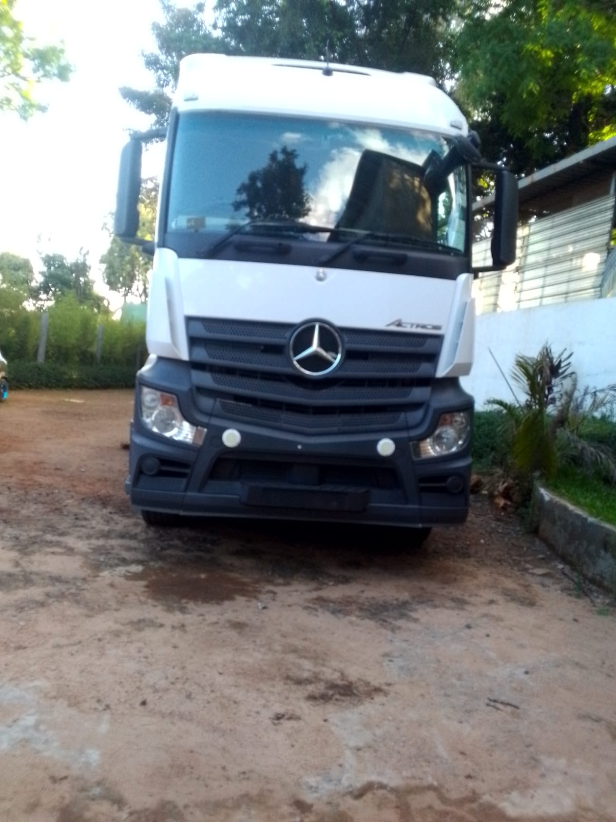 MERCEDES BENZ astross MP4