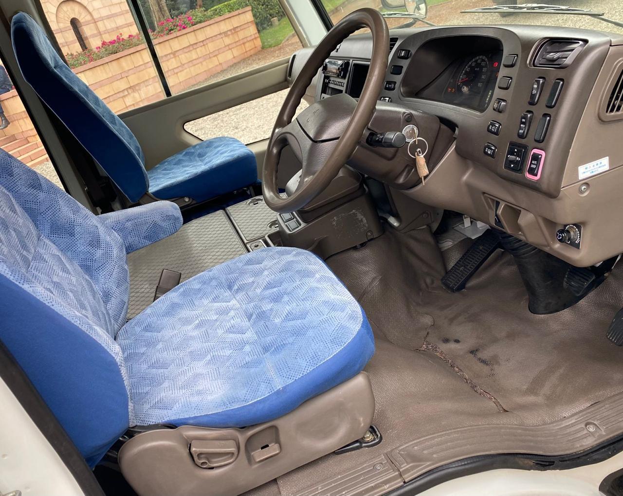 2014 MITSUBISHI ROSA BUS