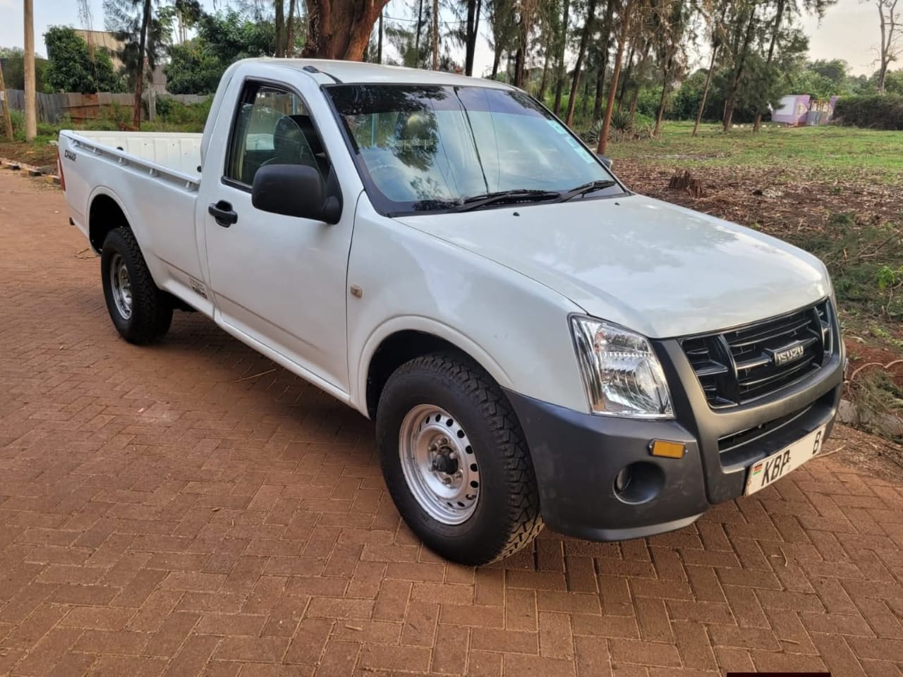 2011 ISUZU D-MAX