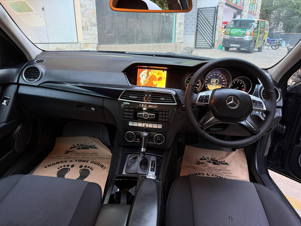 2011 MERCEDES BENZ C200 CGI