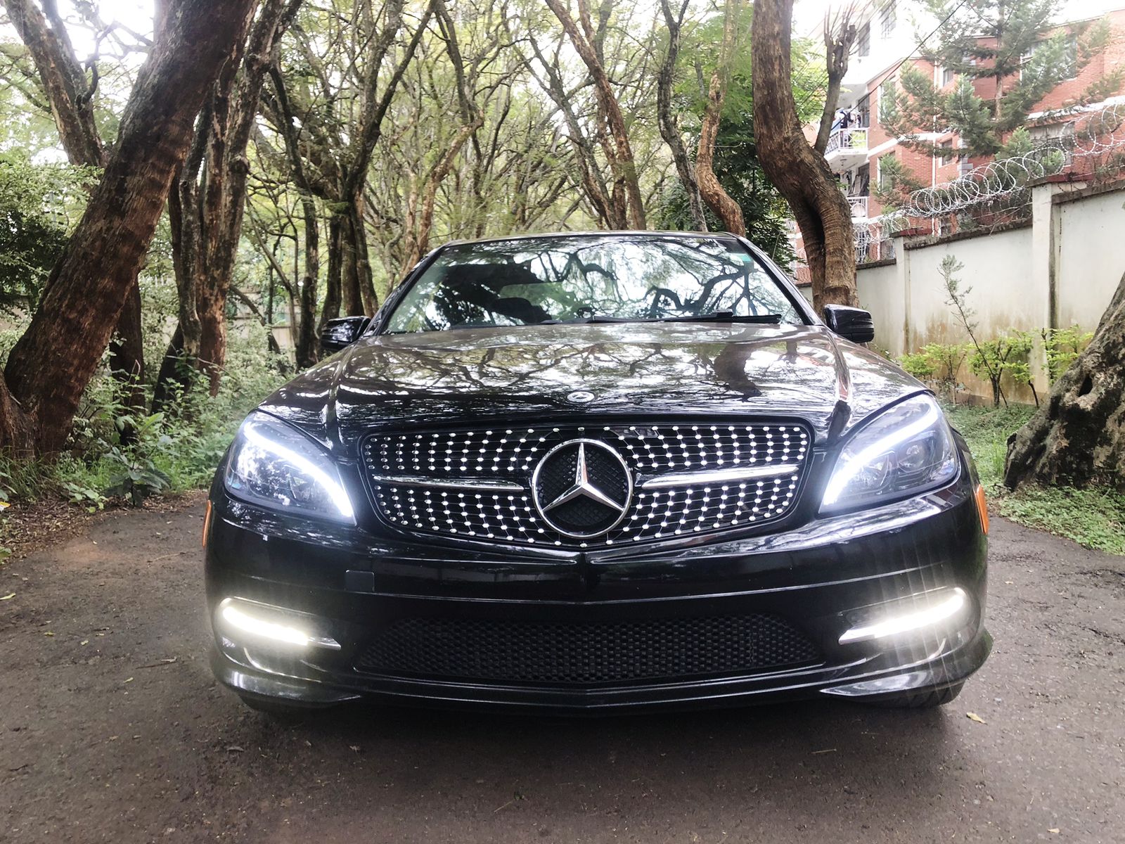 2010 MERCEDES BENZ C200