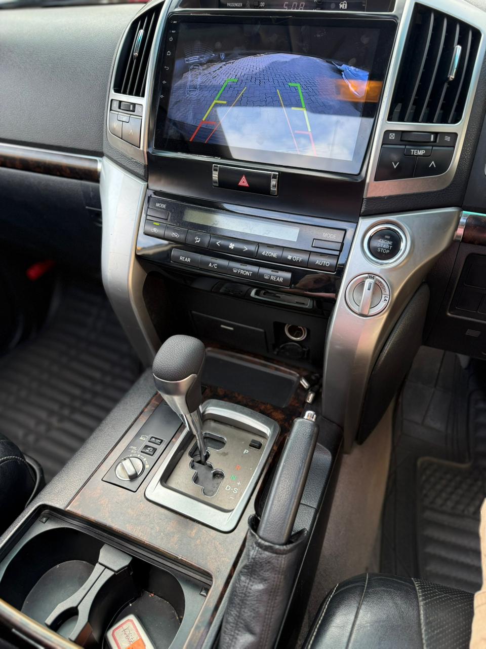 013 TOYOTA LANDCRUISER LC200SERIES